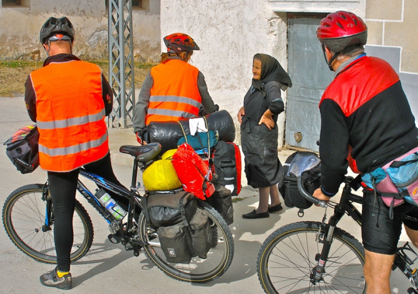 5 paradas BICI:MAP en el Camino Francés